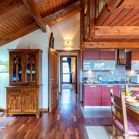 La Casa Di Camus - Happy Апартаменты *