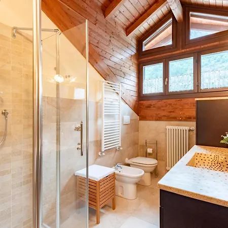 La Casa Di Camus - Happy *